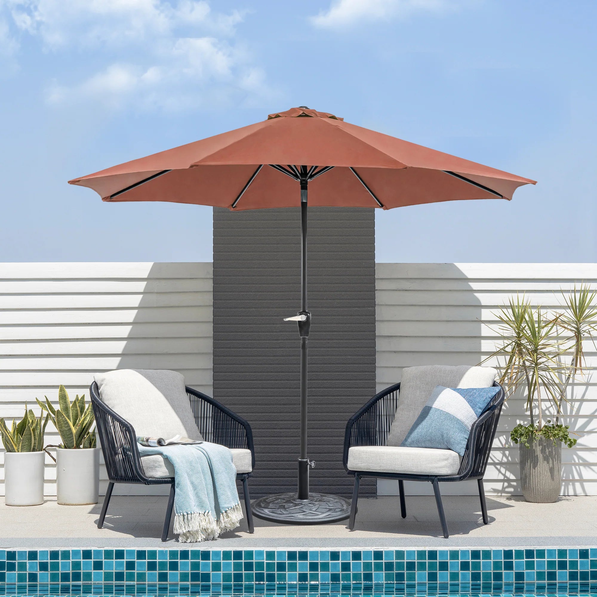 9' OUTDOOR UMBRELLA W/ AUTO TILT + 21" ROUND BASE